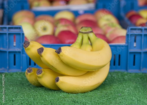 Bananen auf dem Markt photo