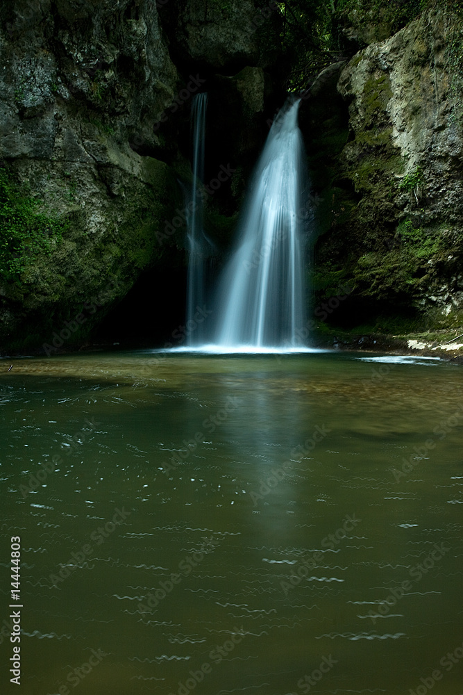 Naklejka premium La Tine de Conflens