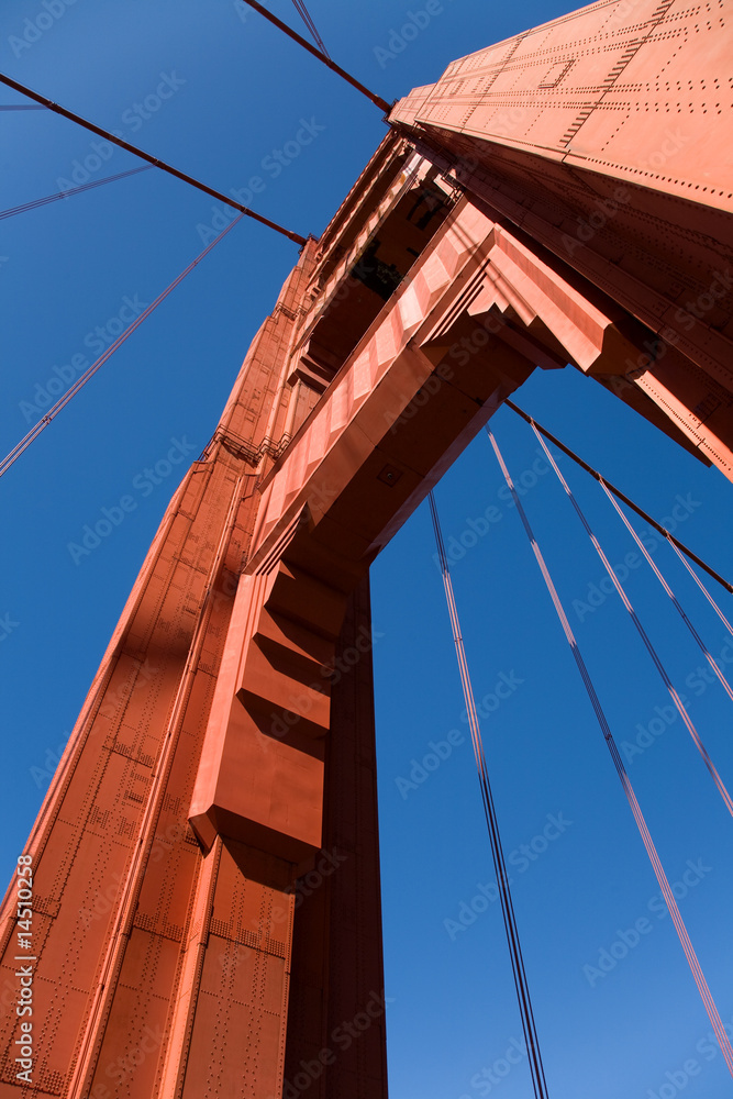 Fototapeta premium Pylon der Golden Gate Bridge
