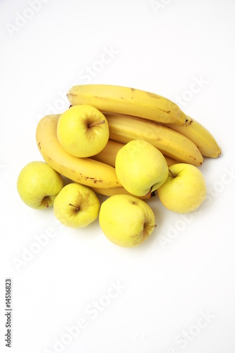 fruits jaunes