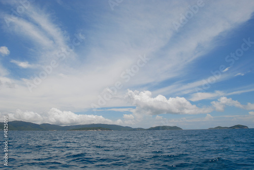 Beautifull sky and blue sea