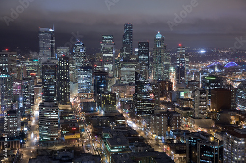 Seattle Syline at night from air © Tony Northrup