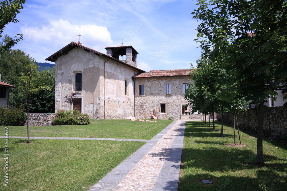 Fototapeta premium Chiesa di San Michele a Voltorre - Gavirate (VA)