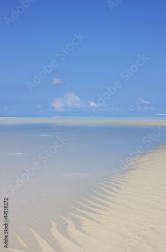 dessin du sable en bord de plage
