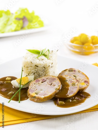 Meat roll with rice