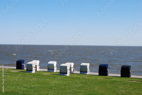 Strandkörbe am Jadebusen