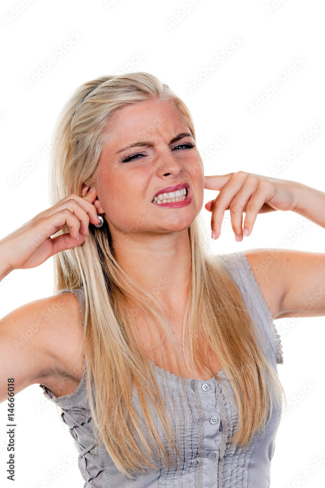 Woman suffers from noise pollution, keep their ears Woman suffers from noise pollution, keep their ears