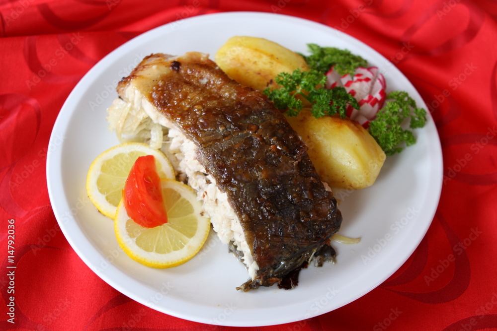 Gebratener Fisch,Karpfen Gebratener Fisch,Karpfen