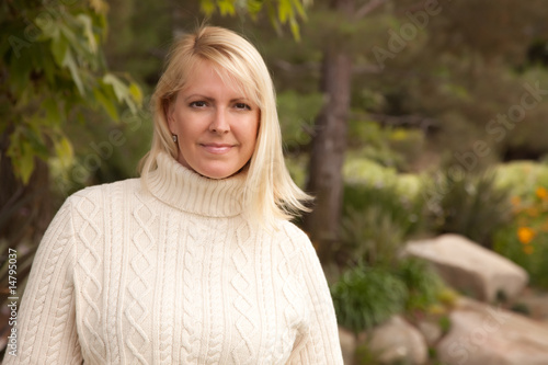 Attractive Blonde Woman in ...