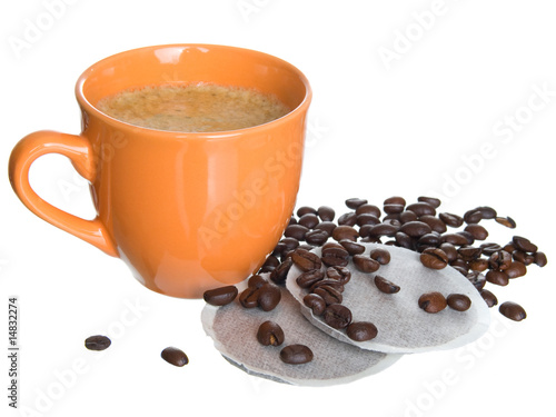 noggin coffee with foam and beans