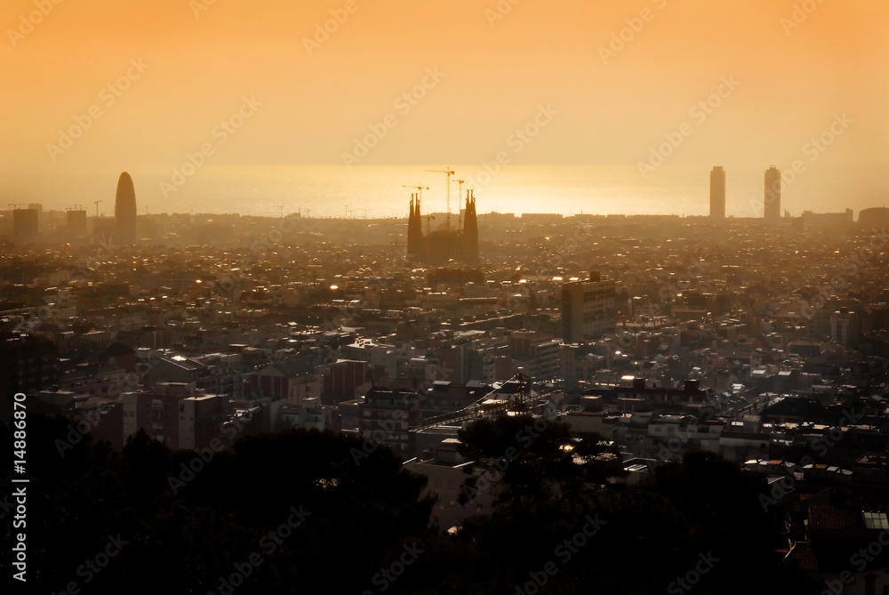 Fototapeta premium cityscape Barcelona at sunrise