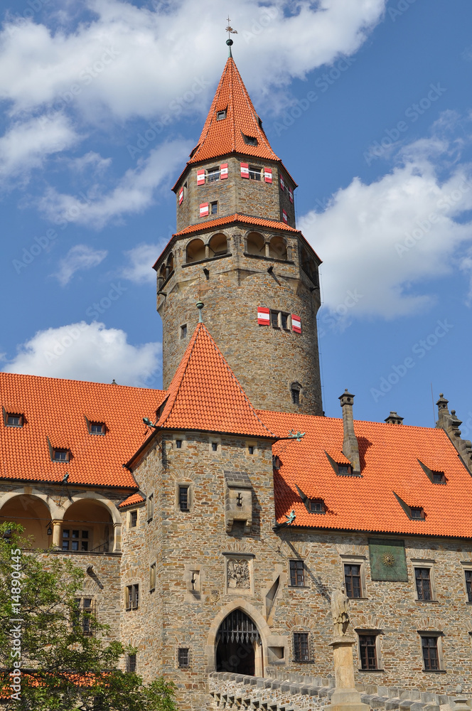 stronghold Bouzov, Czech