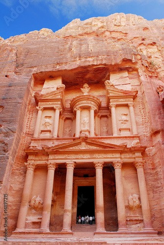 treasury at petra jordan