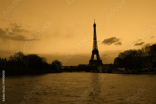 tour eiffel