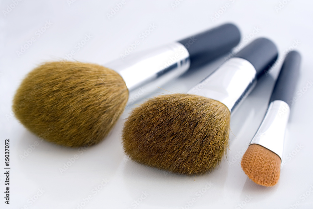 Set of three makeup brushes Set of three makeup brushes