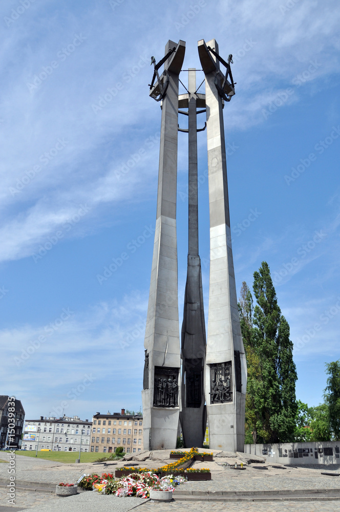 Obraz premium pomnik stoczniowców w gdańsku
