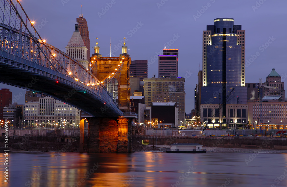 Obraz premium Cincinnati, Ohio Skyline.
