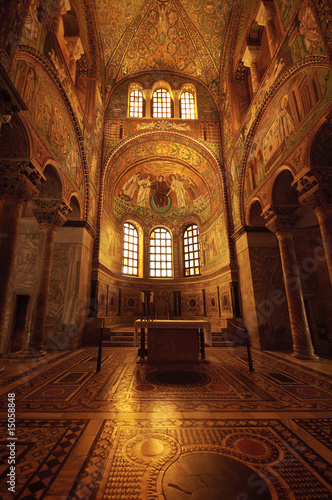 Basilika San Vitale in Ravenna photo