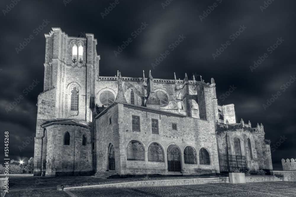 Fototapeta premium Iglesia de Castro Urdiales, Cantabria (Spain)