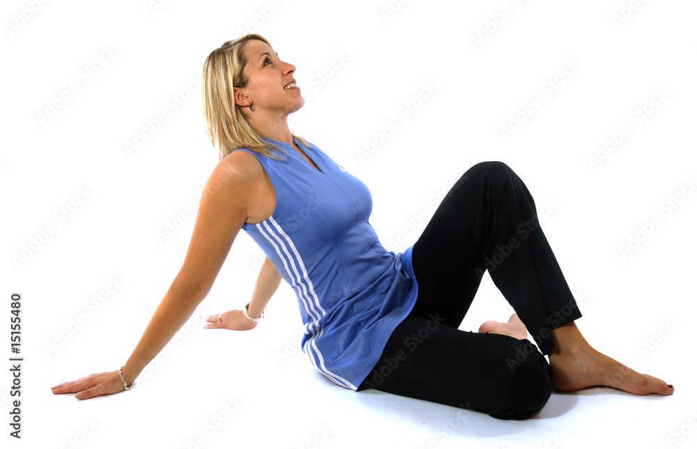 sportive en tunique bleue sur fond blanc sportive en tunique bleue sur fond blanc