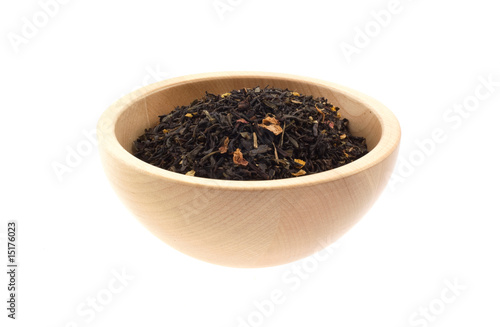 black tea in a wood bowl