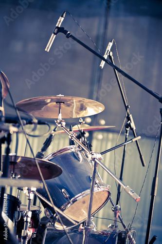 drums and microphones photo