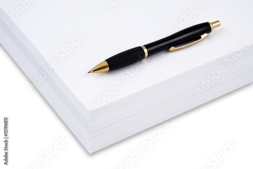 Ramette de papier et stylo