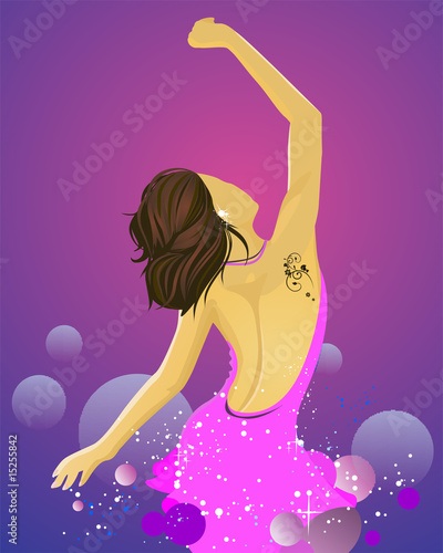 frau in pink