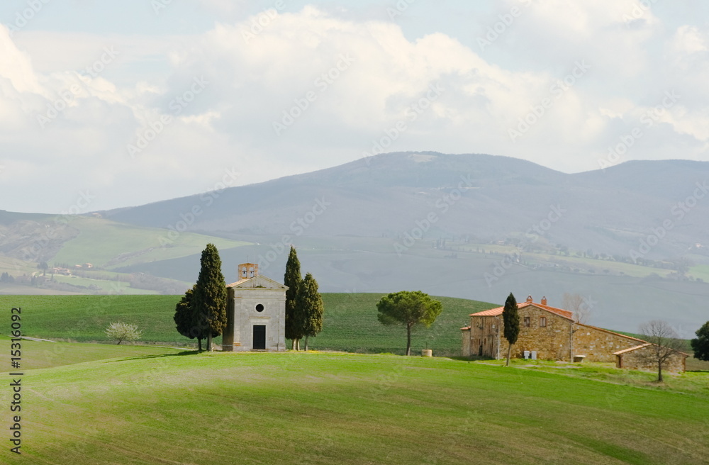 Fototapeta premium Tuscany landscape in spring