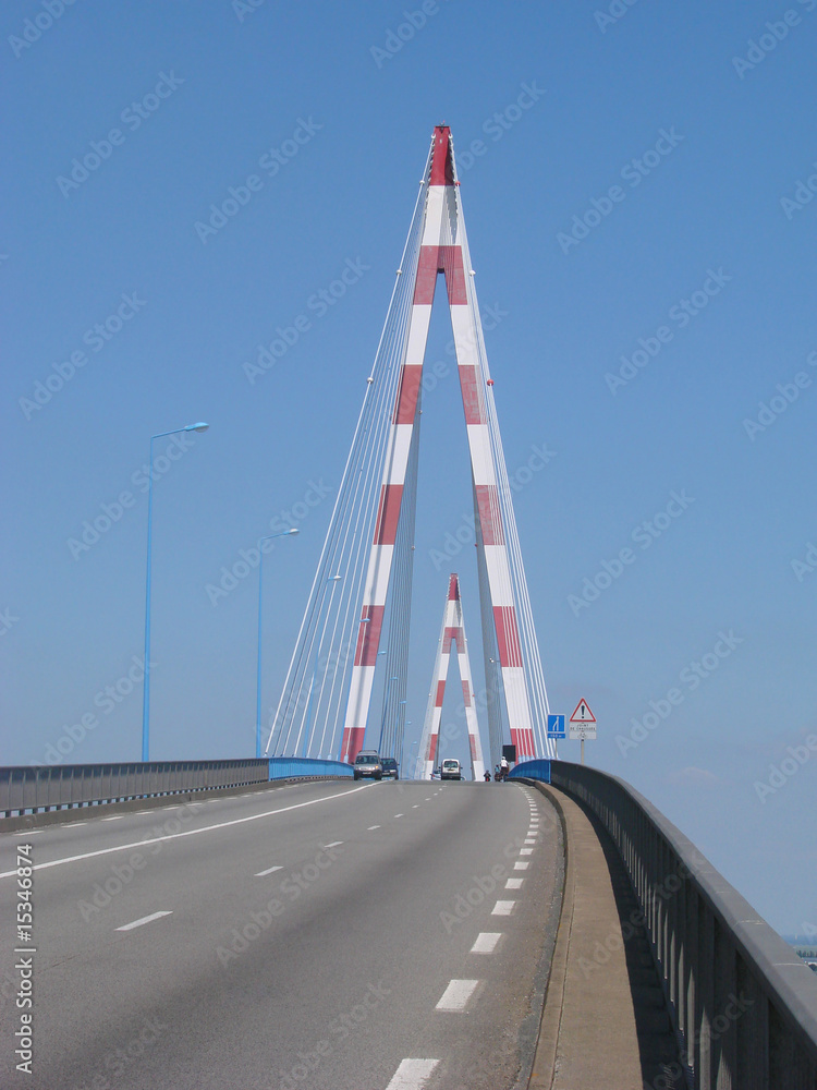 Fototapeta premium Sur le pont de Saint Nazaire