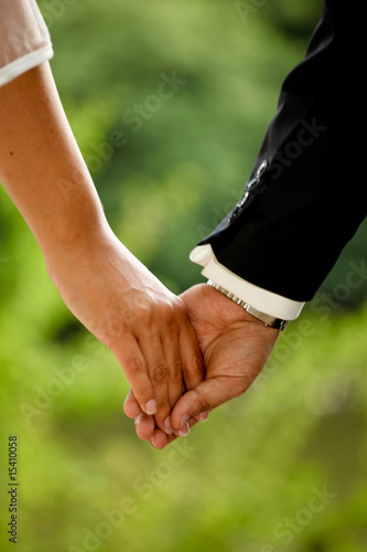 Brautpaar Hand in Hand © chris74