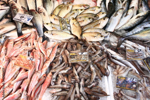 Seefisch, Meeresfrüchte, Marktstand, Fischmarkt, Italien