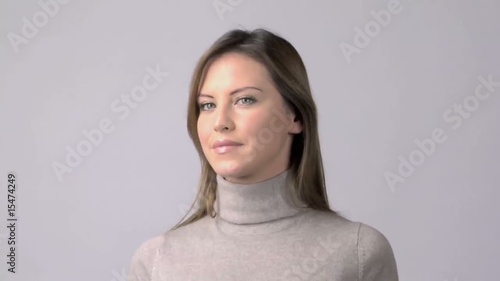 zoom su viso di bella ragazza