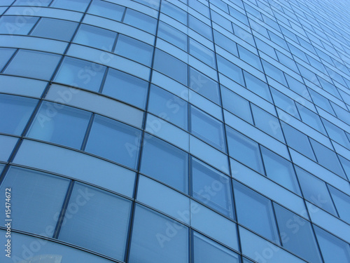 Wallpaper Mural Immeuble de verre en perspective Torontodigital.ca