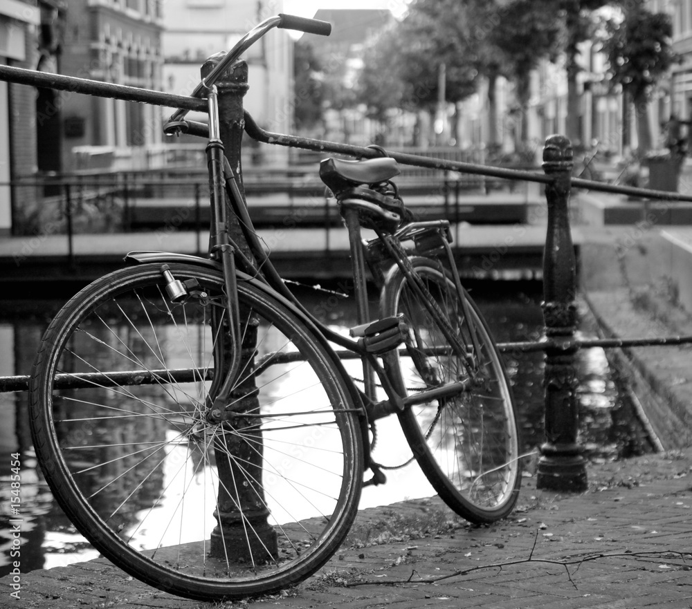 Stary rower miejski - obrazy, fototapety, plakaty 