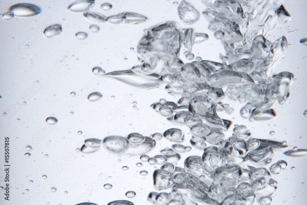 水 水