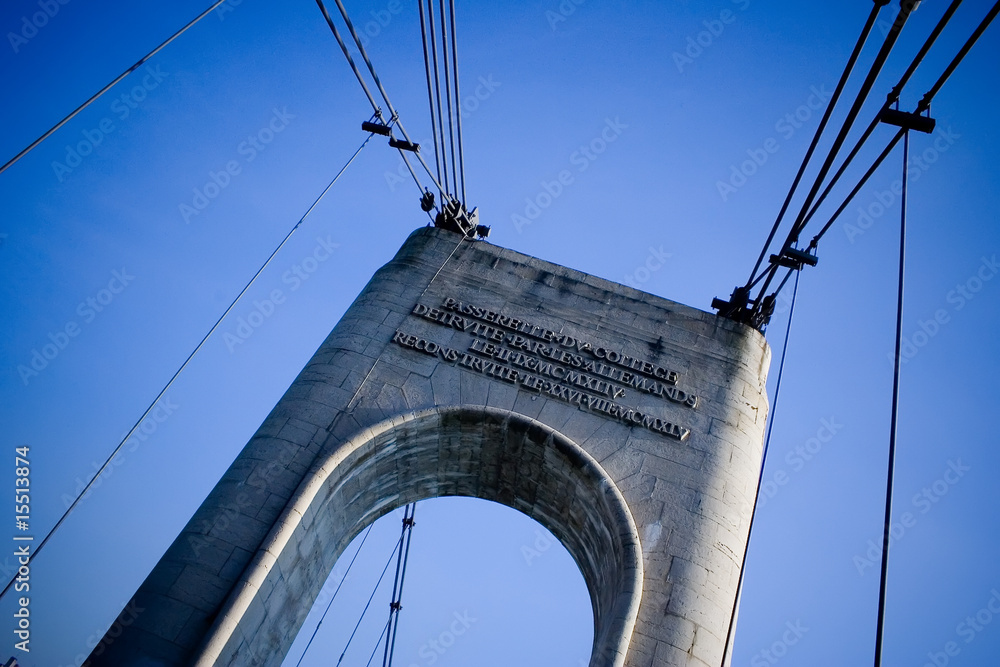 Fototapeta premium Nice perspective of the bridge