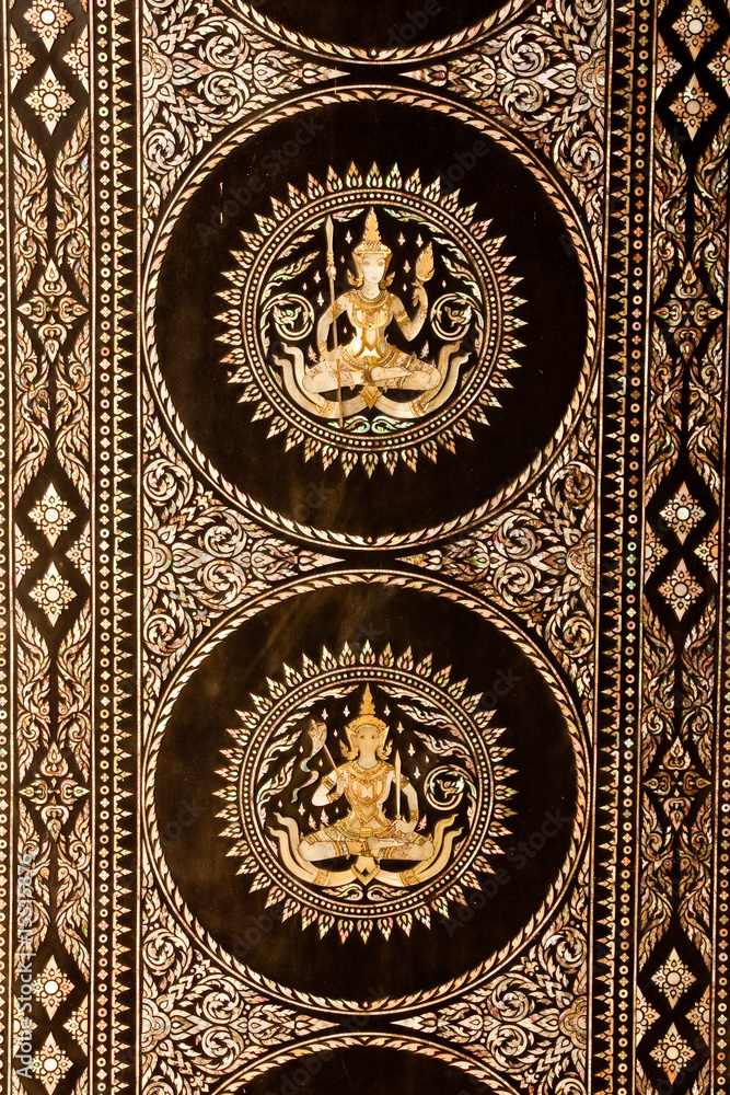 Traditional Thai style art, pieced from pieces of oyster shell Traditional Thai style art, pieced from pieces of oyster shell