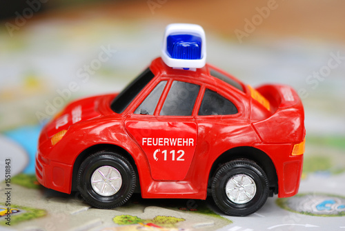 Rote Spielzeugfeuerwehr