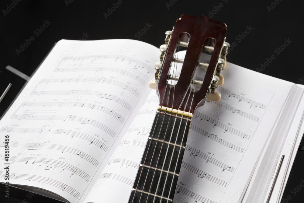 Naklejka premium Classic guitar and music chords