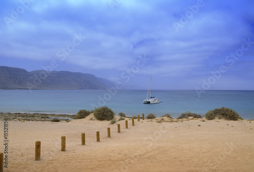 Playa y barco