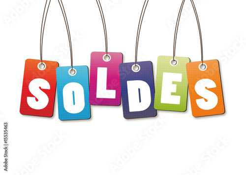 Etiquette soldes sur fond blanc