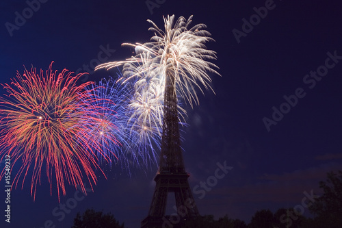 Paris 14 juillet 2009 - 120 ans de la Tour Eiffel photo