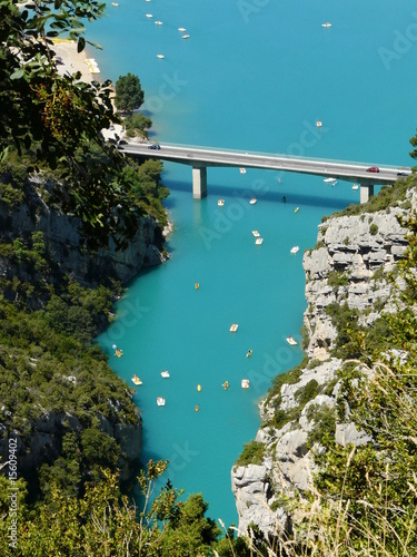 embouteillage de pédalo sur le lac de sainte croix 060709012