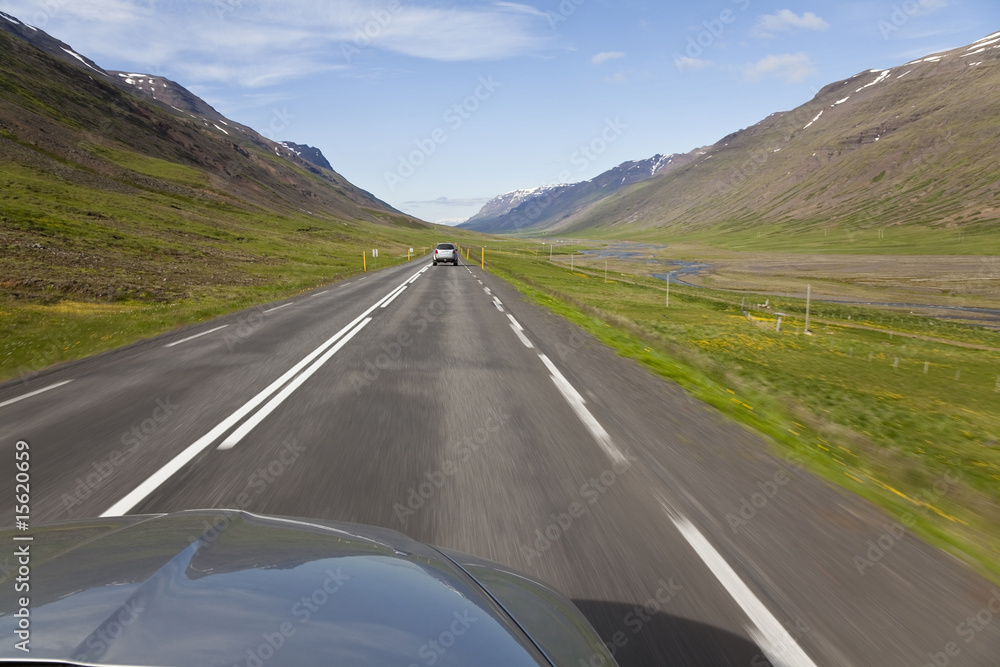 Fototapeta premium Driving Through Iceland Highlands