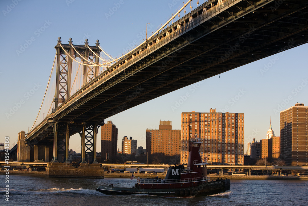 Obraz premium Washington Brücke in New York mit Boot