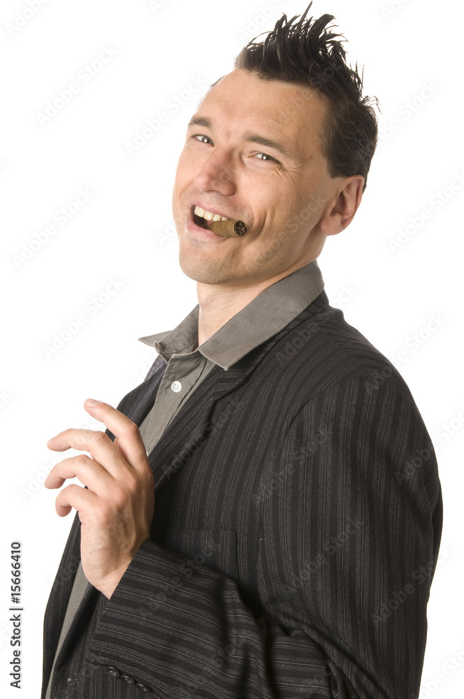 Chef raucht dicke Zigarre und ist zufrieden