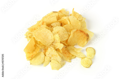 Chips sur fond blanc