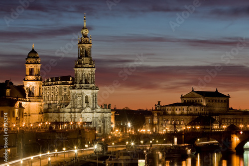 Abendstimmung am Elbufer Dresden