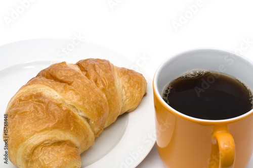 croissant und kaffee